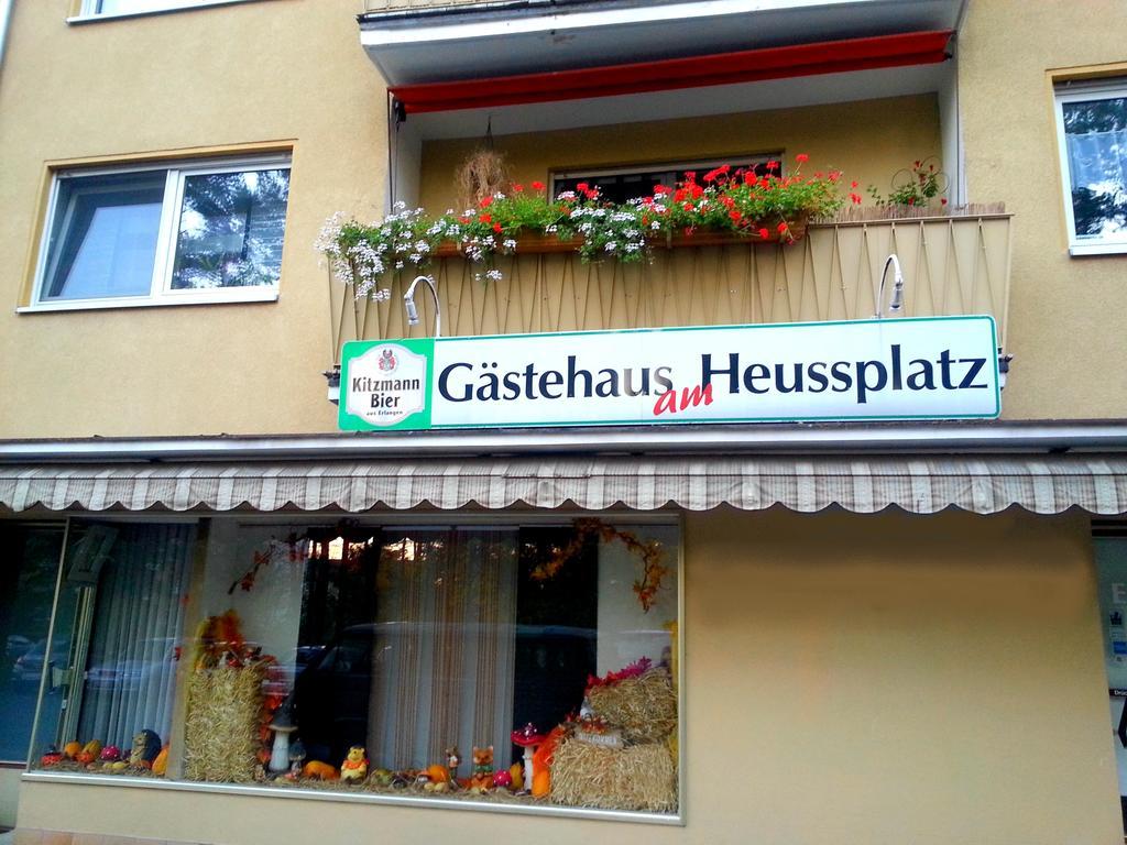 Gaestehaus Am Heuss-Platz Erlangen Luaran gambar