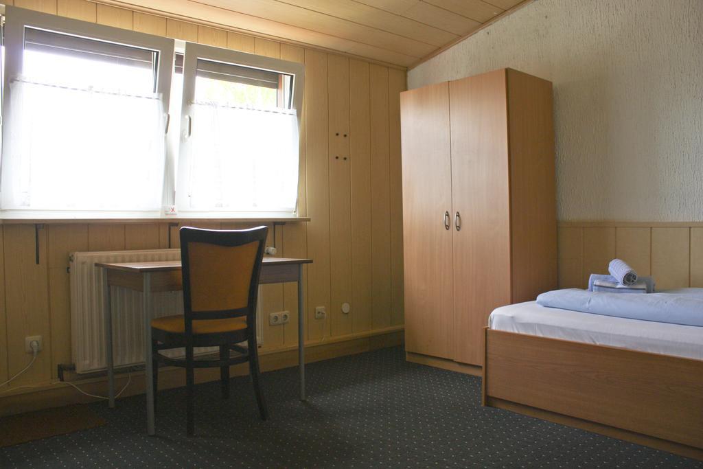 Gaestehaus Am Heuss-Platz Erlangen Bilik gambar