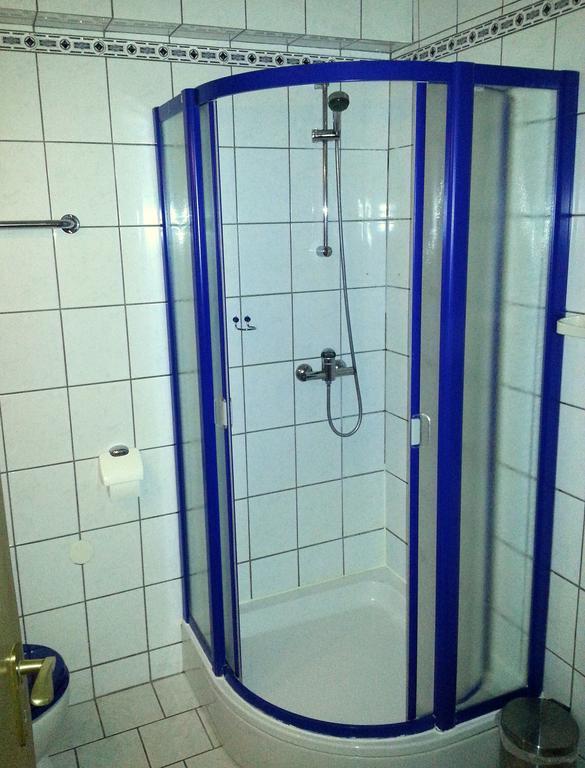 Gaestehaus Am Heuss-Platz Erlangen Bilik gambar