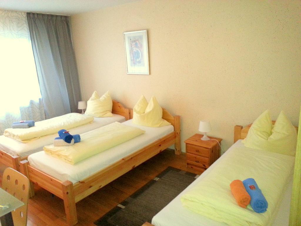 Gaestehaus Am Heuss-Platz Erlangen Bilik gambar
